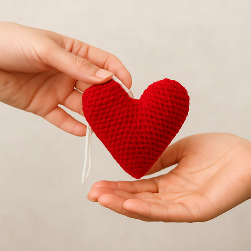 Grande cuore rosso lavorato - grande, a